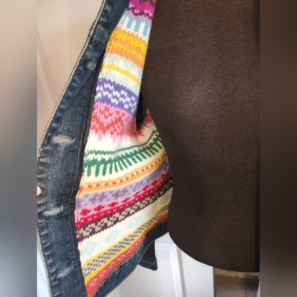 Women's Gap Jean Jacket With Lambs' Wool Lining Size Small - Picture 3 of 7
